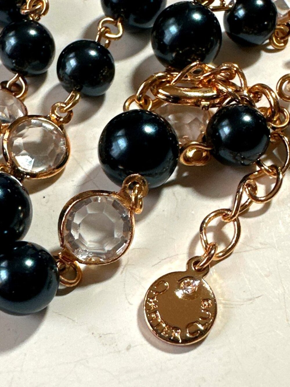 Timeless Y2k Black Pearl Strand Necklace Extra Long Simulated Polished Classic - Picture 5 of 6